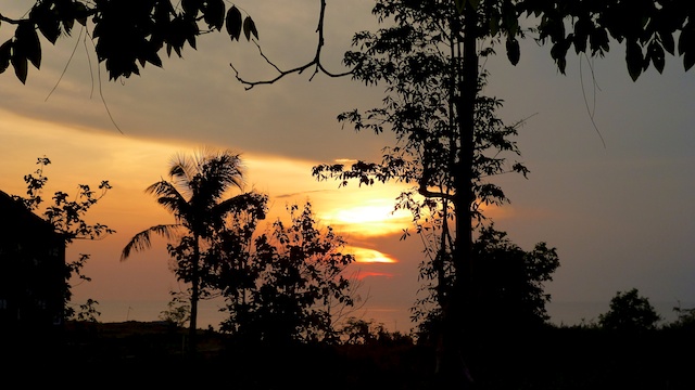 Sonnenuntergang auf der Bukit Halbinsel- Balangan Beach